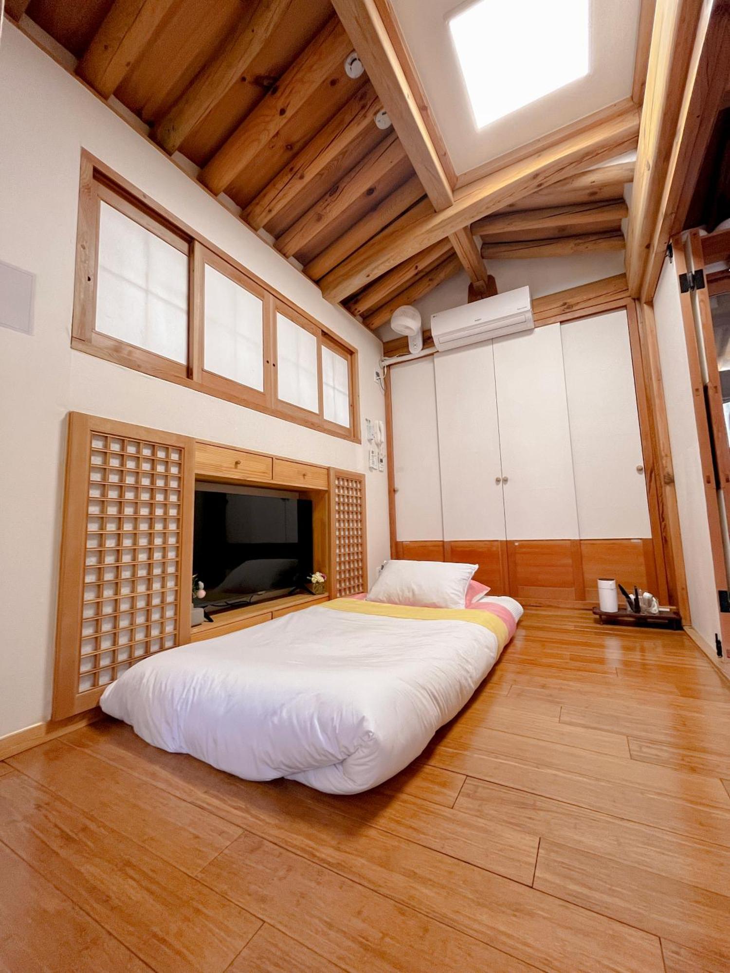 Holiday home Hwadong 1beonji Seoul